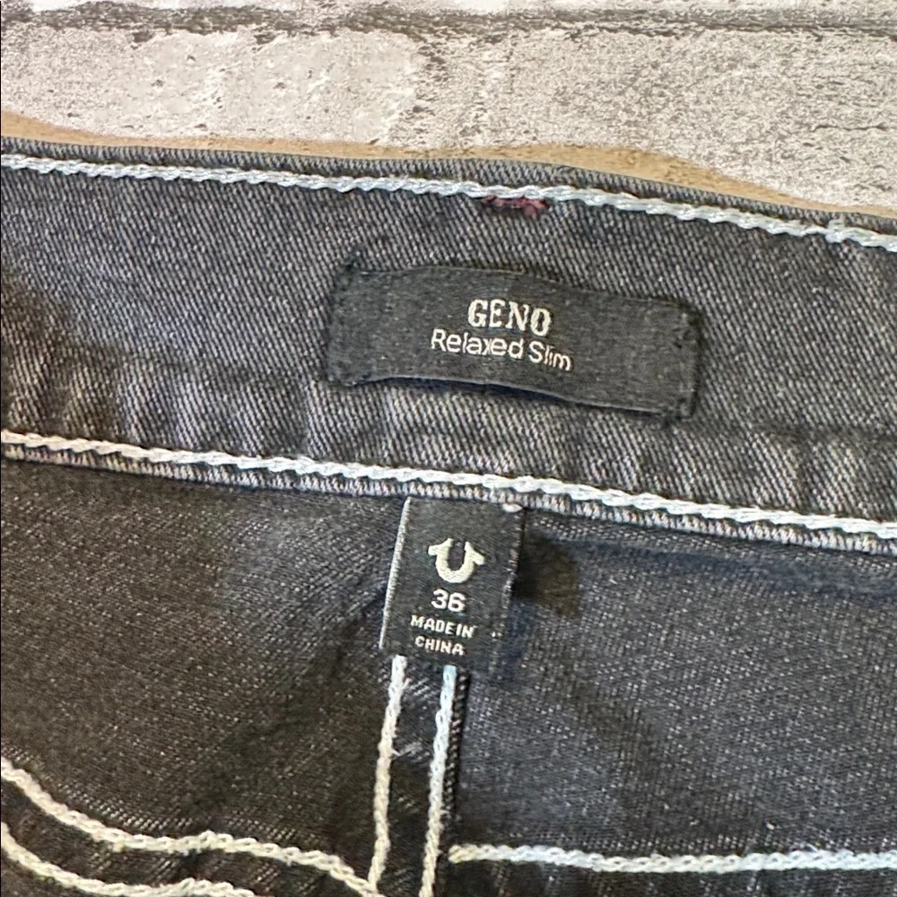 True Religion mens 36x28 charcoal gray Geno relaxed slim fit denim jeans